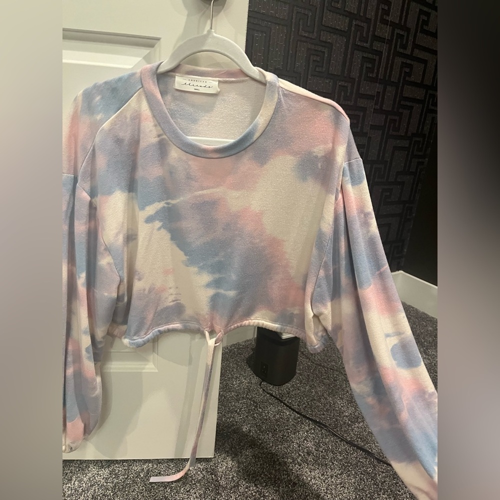 AMERICAN THREADS CROP